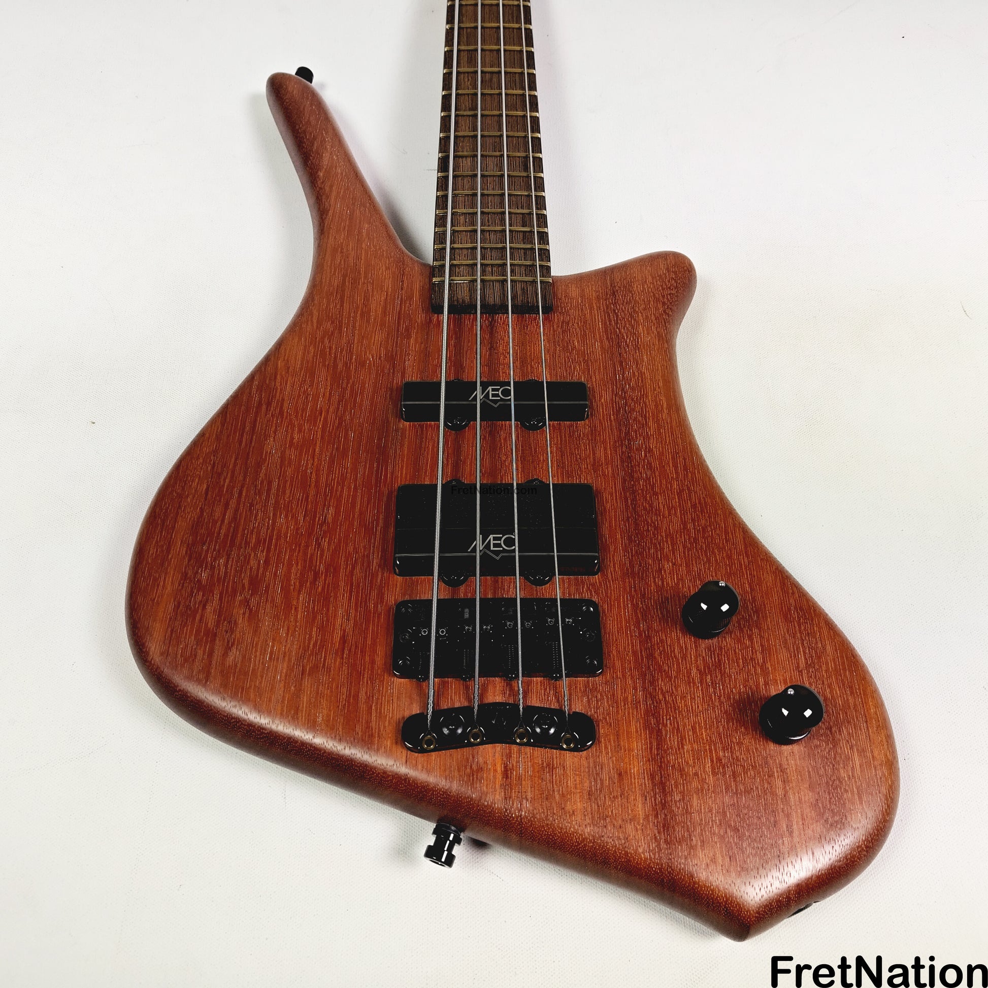 Fret Nation Warwick MasterBuilt Dolphin SN 4-String Special Edition - 9.68lbs J 164007-23 Pre-Owned