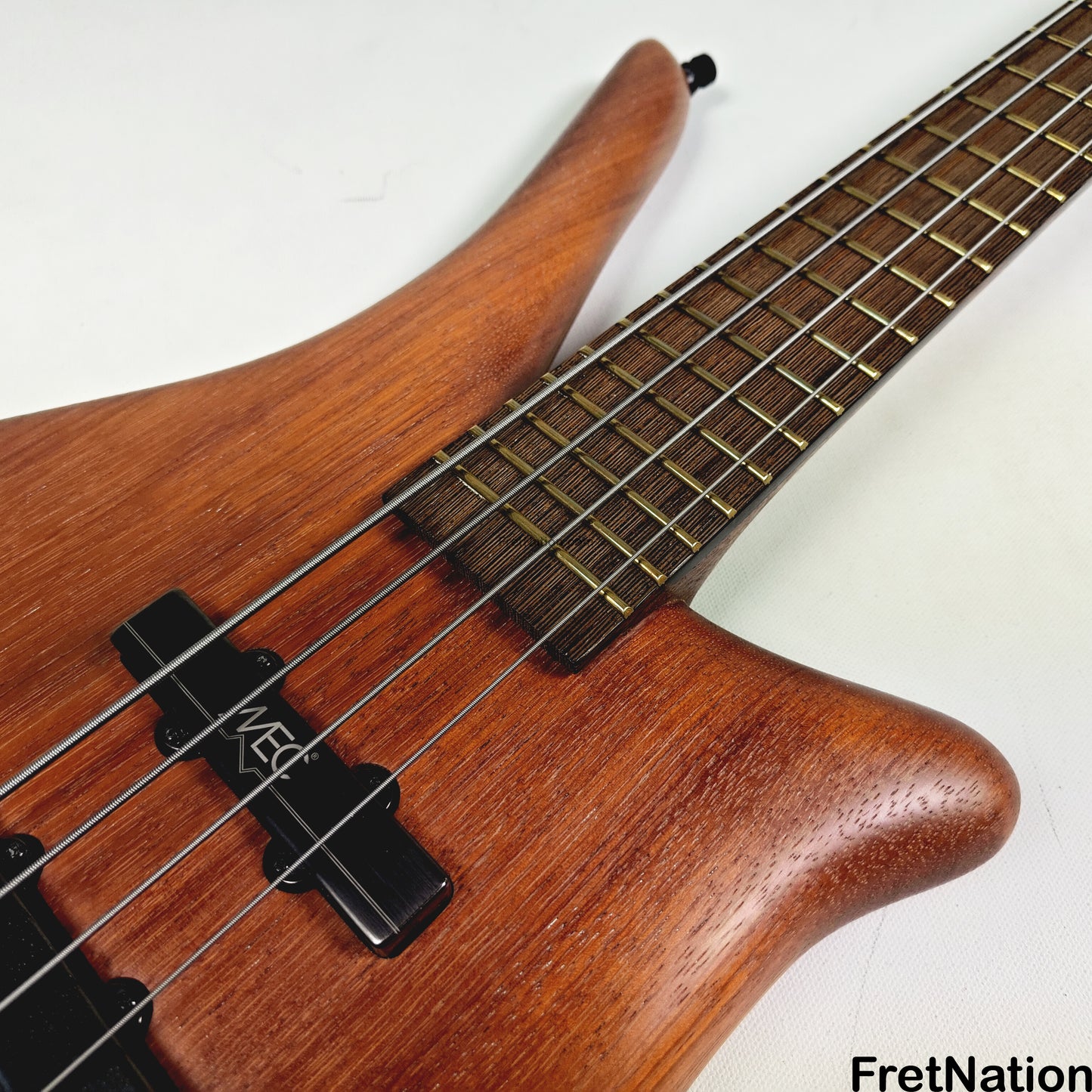 Fret Nation Warwick MasterBuilt Dolphin SN 4-String Special Edition - 9.68lbs J 164007-23 Pre-Owned