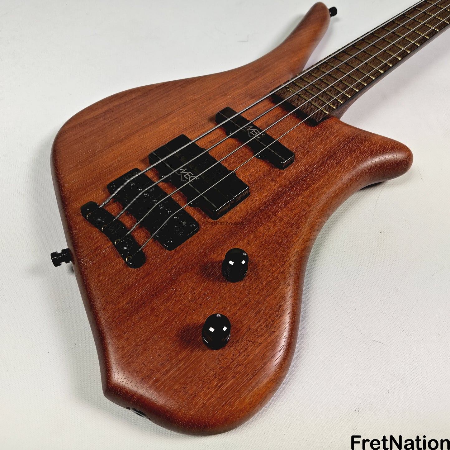 Fret Nation Warwick MasterBuilt Dolphin SN 4-String Special Edition - 9.68lbs J 164007-23 Pre-Owned