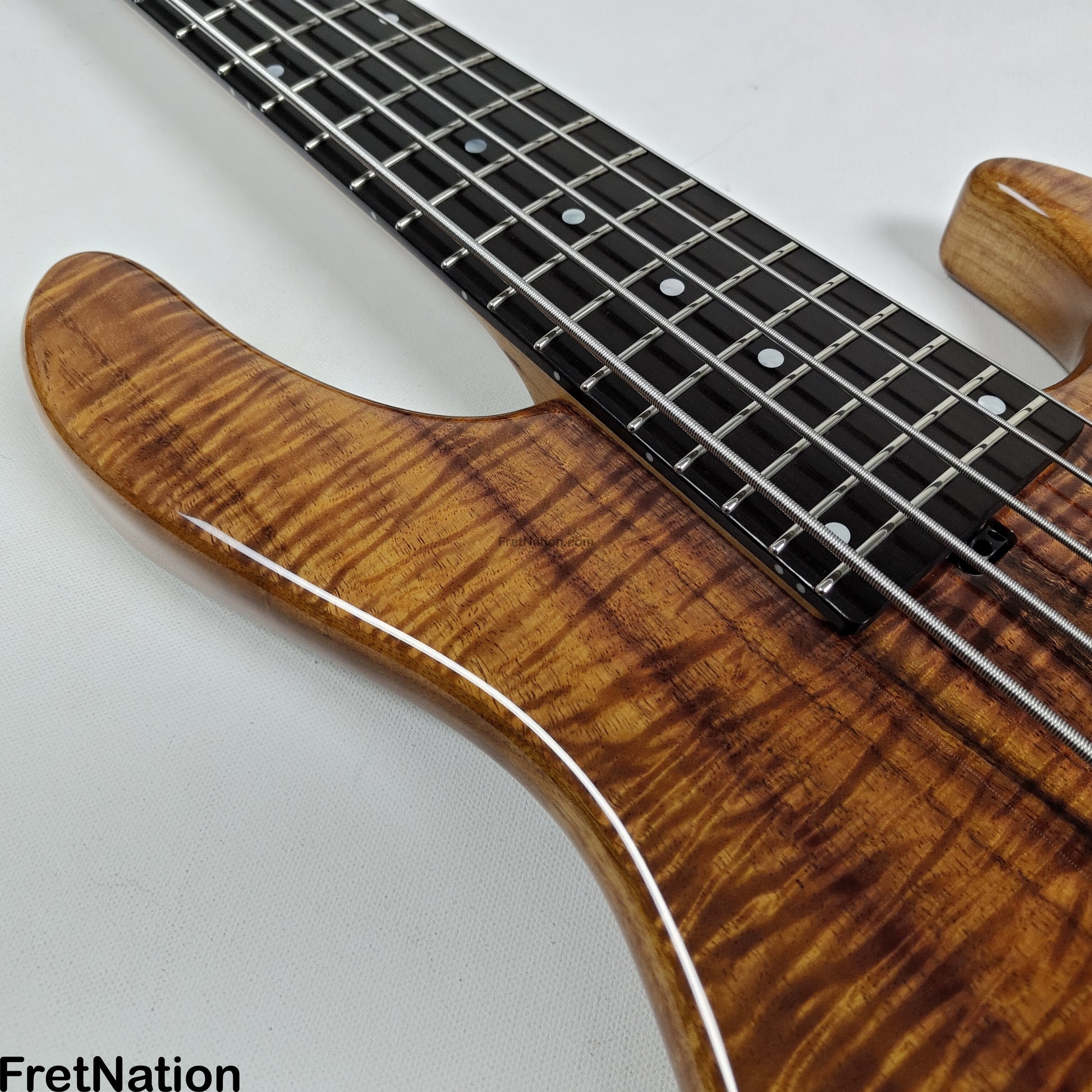 Sadowsky Sadowsky MasterBuilt 24MS5 Modern 5-String Bass 2025 Limited Edition - 8.46lbs #7 of 35 SN# 0322-25