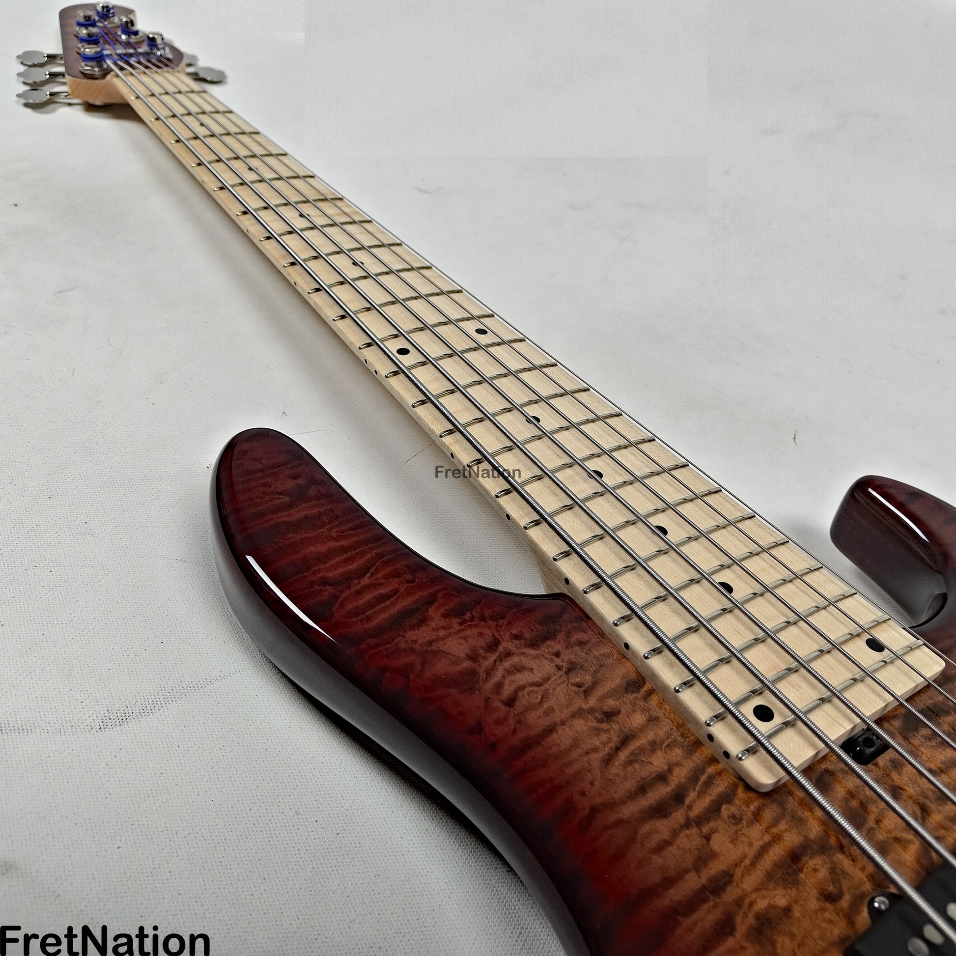 Sadowsky Sadowsky Custom Shop MasterBuilt 2025 NAMM Show 24SJ6 6-String J-Bass