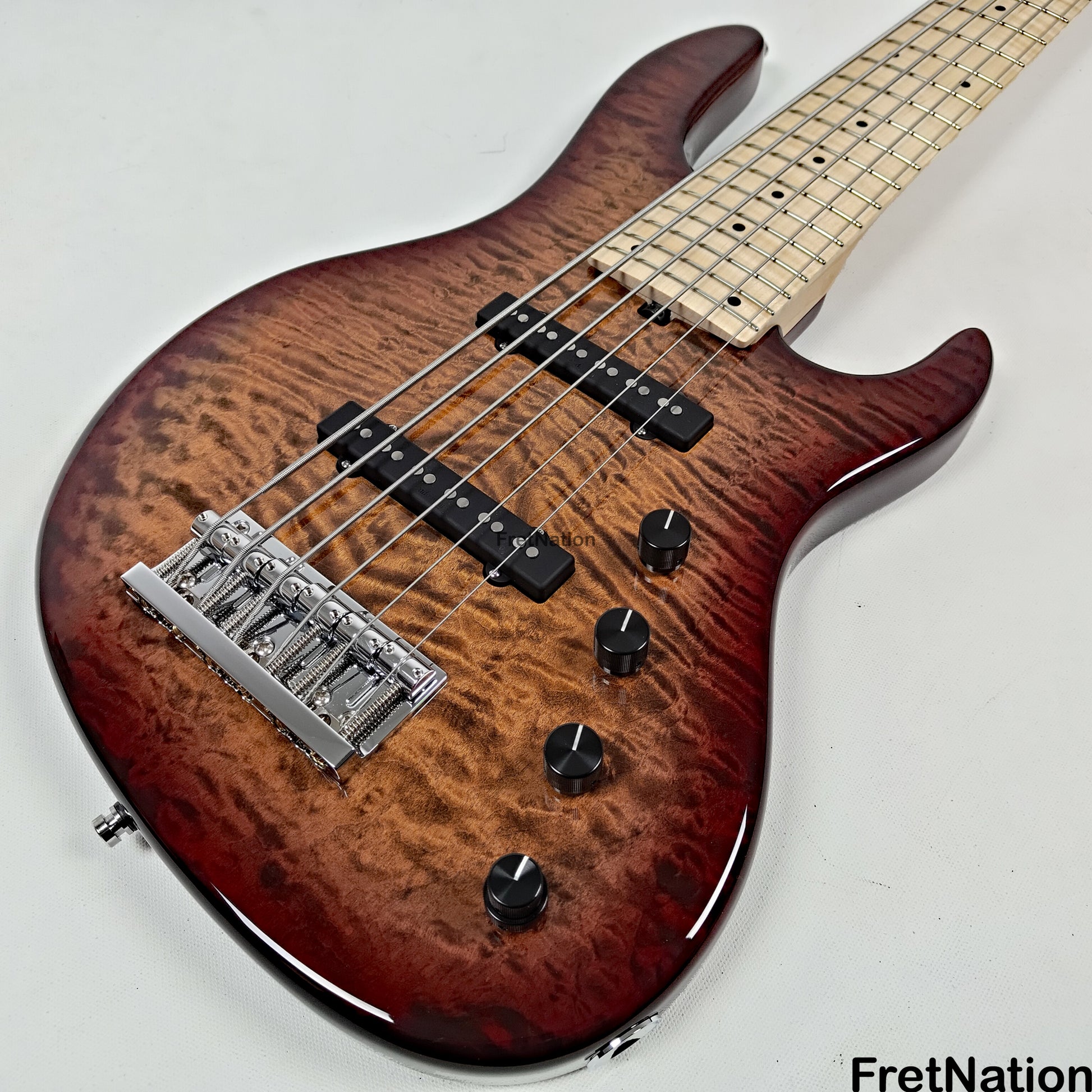 Sadowsky Sadowsky Custom Shop MasterBuilt 2025 NAMM Show 24SJ6 6-String J-Bass