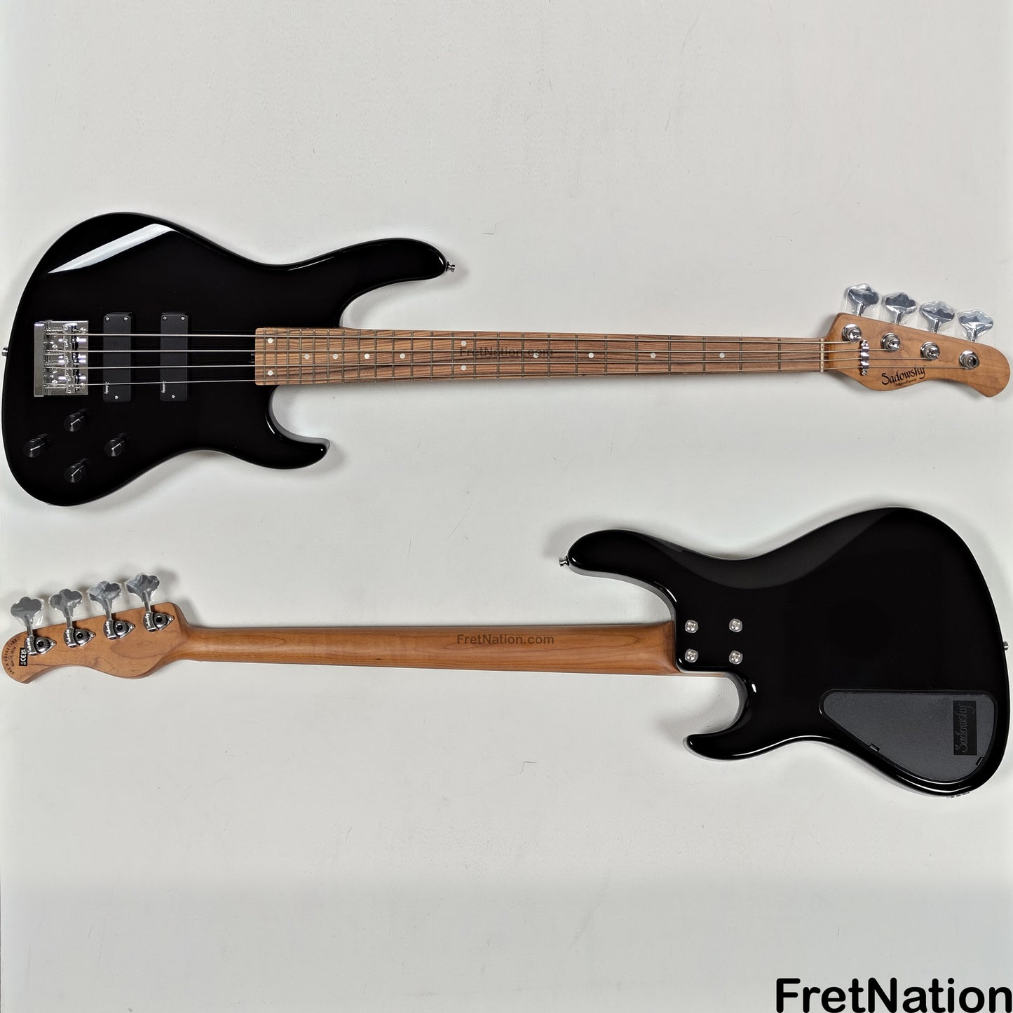 Sadowsky Sadowsky MetroExpress 24MS4 4-String Modern Bass - Solid Black High Polish w/ Morado Fingerboard 8.84lbs 0643-25