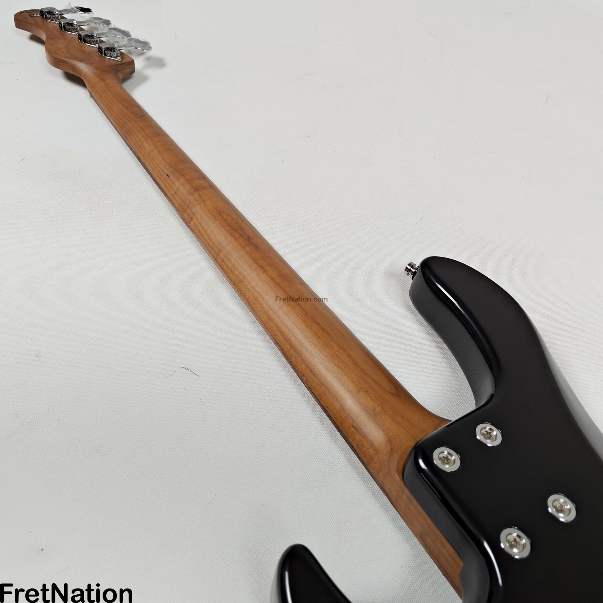 Sadowsky Sadowsky MetroExpress 24MS4 4-String Modern Bass - Solid Black High Polish w/ Morado Fingerboard 8.84lbs 0643-25