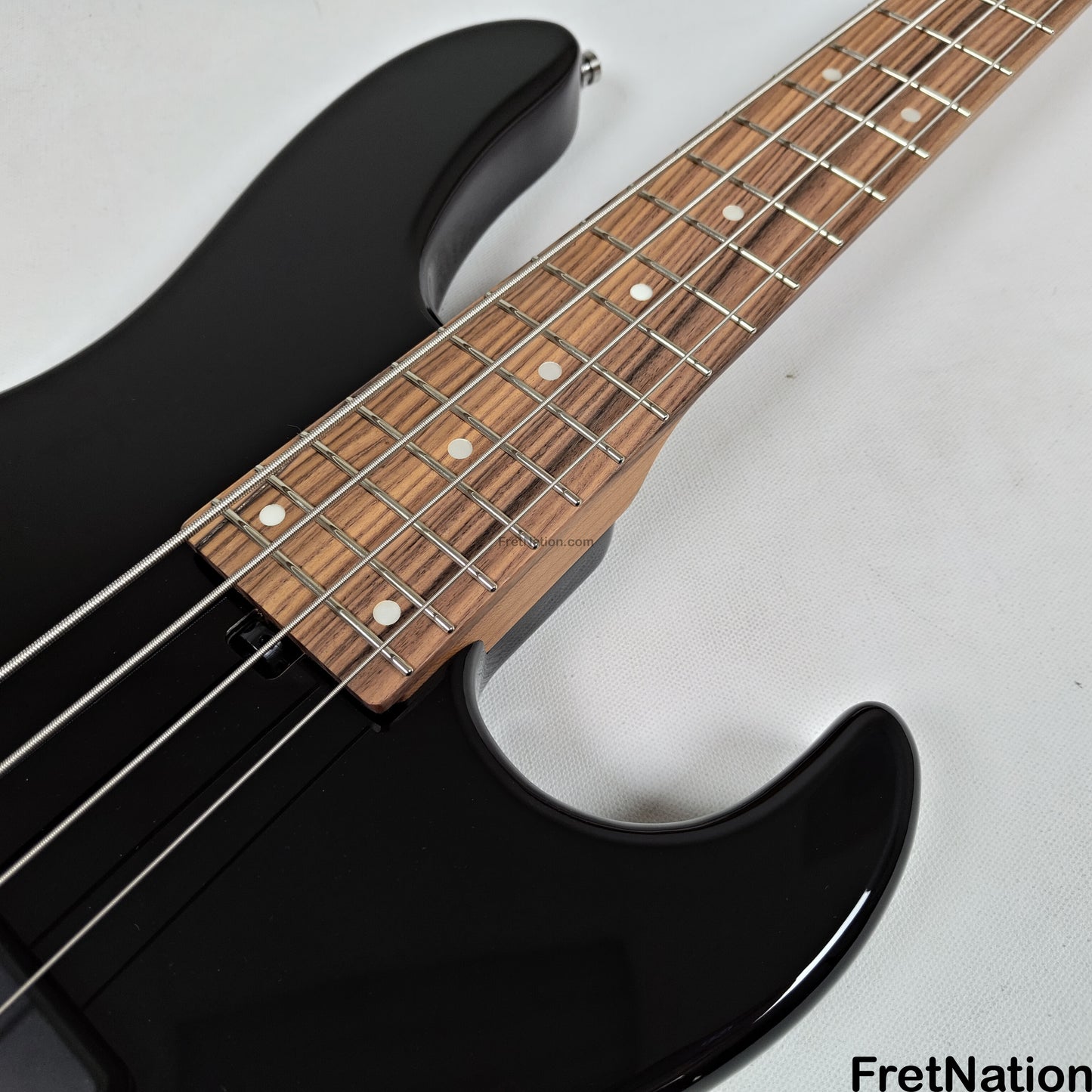 Sadowsky Sadowsky MetroExpress 24MS4 4-String Modern Bass - Solid Black High Polish w/ Morado Fingerboard 8.84lbs 0643-25