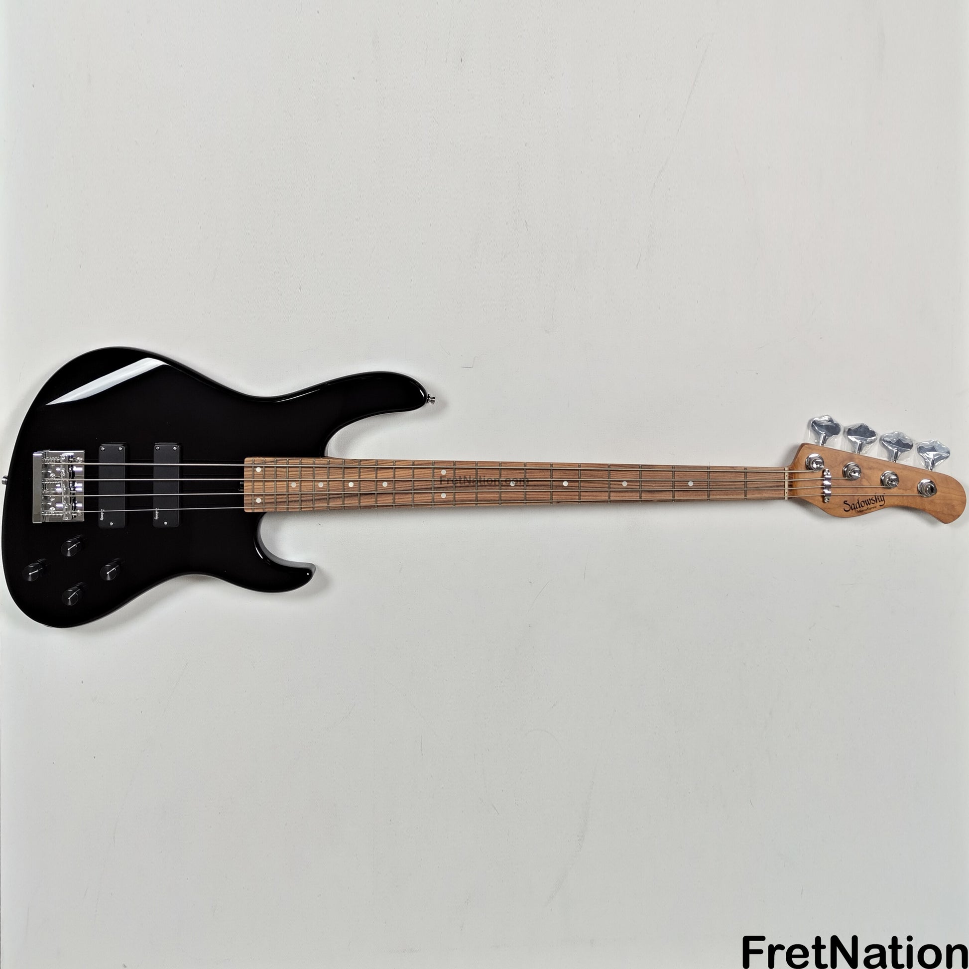 Sadowsky Sadowsky MetroExpress 24MS4 4-String Modern Bass - Solid Black High Polish w/ Morado Fingerboard 8.84lbs 0643-25