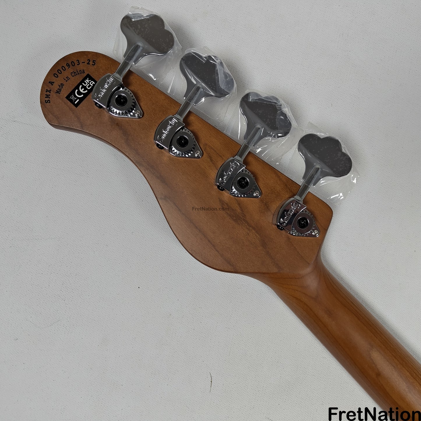 Sadowsky Sadowsky MetroExpress 24MS4 4-String Modern Bass - Solid Silver Metallic High Polish w/ Maple Fingerboard 8.40lbs - 000903-25