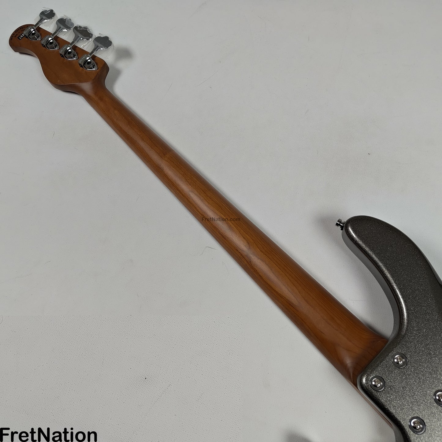 Sadowsky Sadowsky MetroExpress 24MS4 4-String Modern Bass - Solid Silver Metallic High Polish w/ Maple Fingerboard 8.40lbs - 000903-25