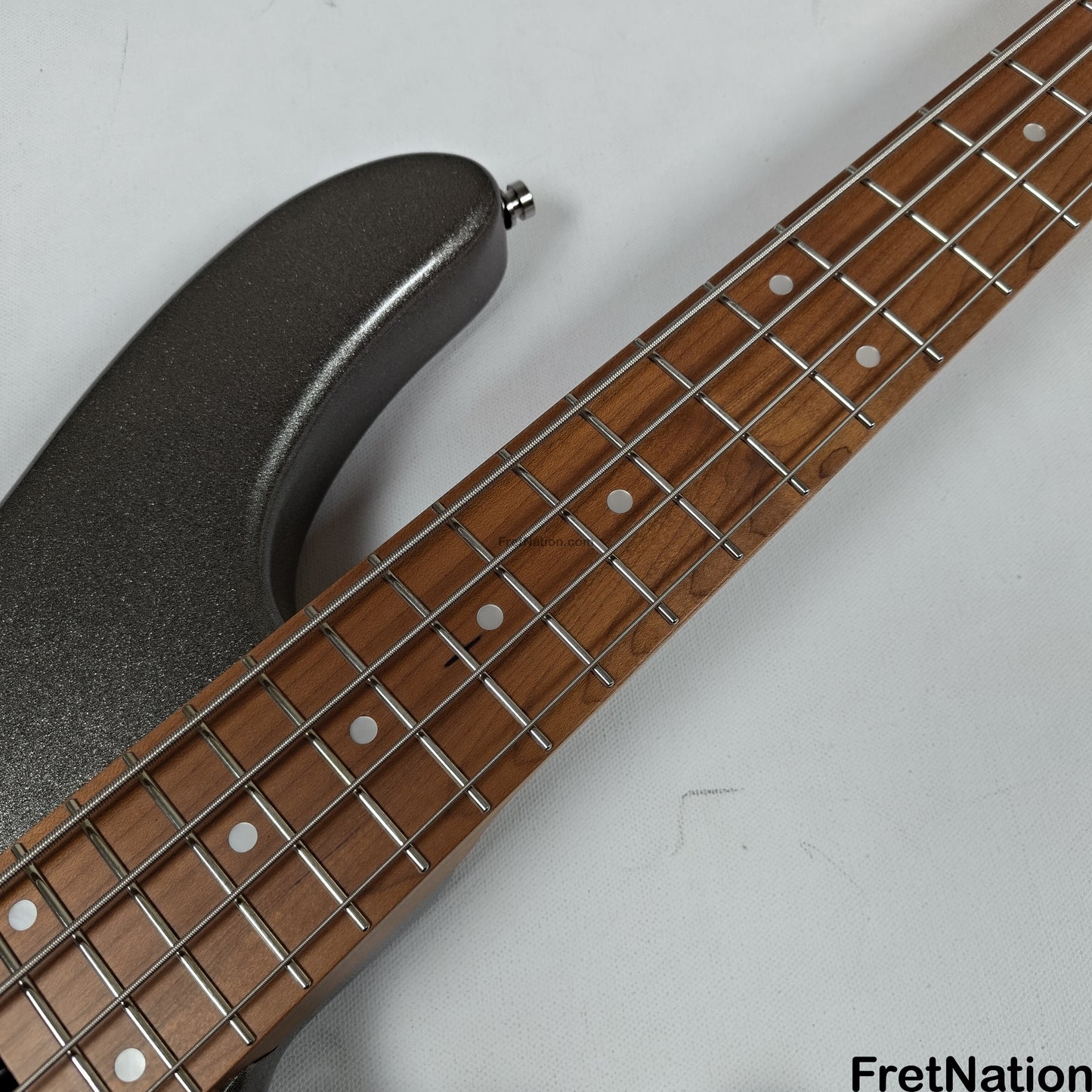 Sadowsky Sadowsky MetroExpress 24MS4 4-String Modern Bass - Solid Silver Metallic High Polish w/ Maple Fingerboard 8.40lbs - 000903-25