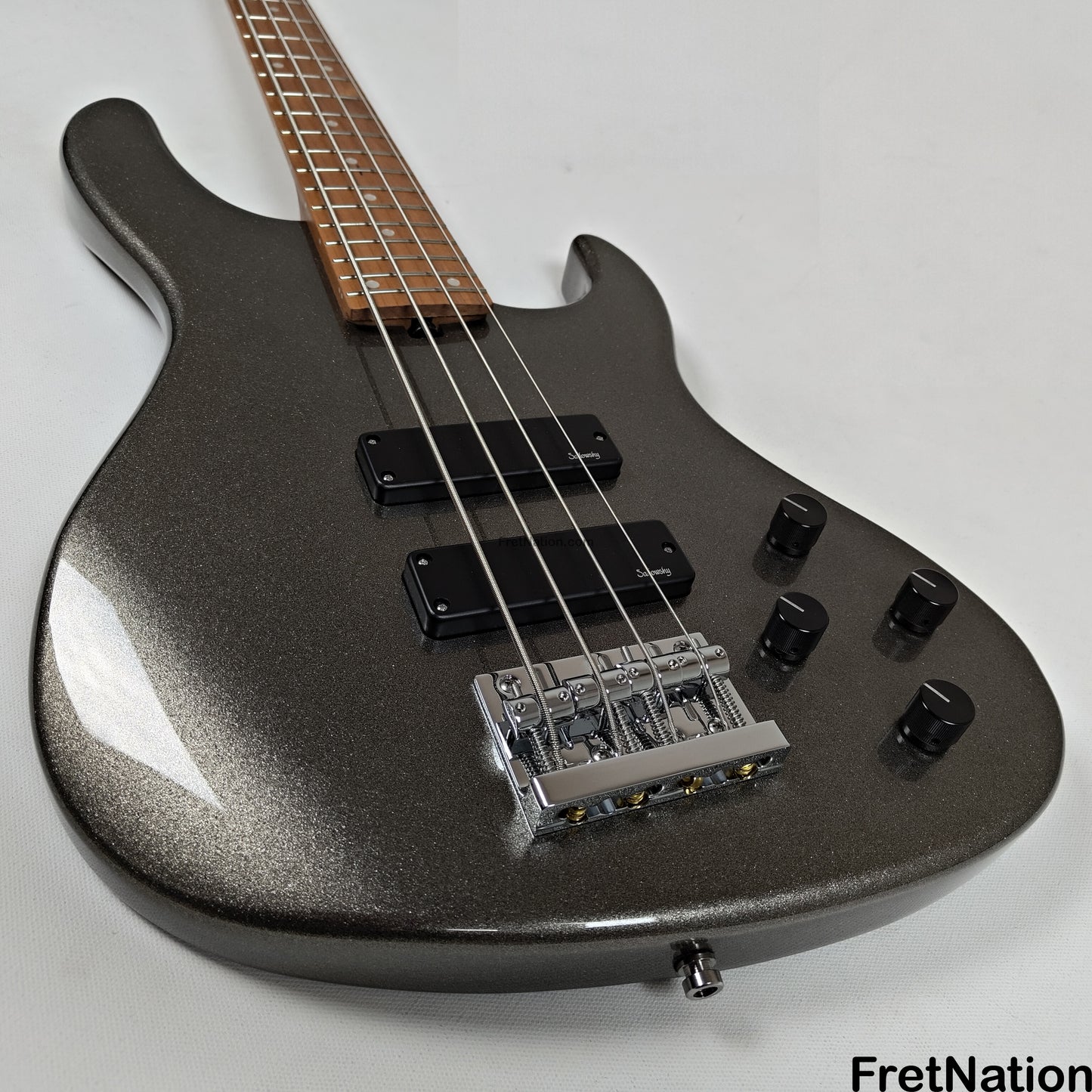 Sadowsky Sadowsky MetroExpress 24MS4 4-String Modern Bass - Solid Silver Metallic High Polish w/ Maple Fingerboard 8.40lbs - 000903-25