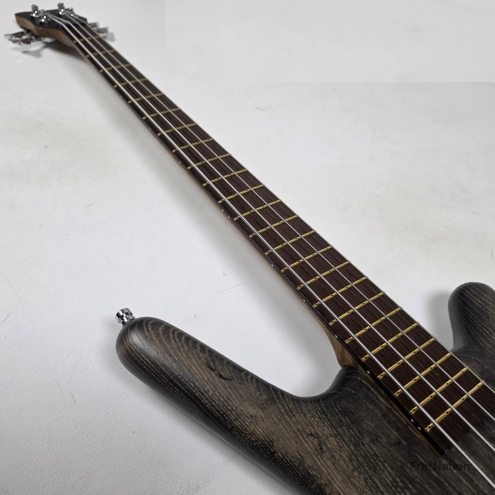 Warwick Warwick Teambuilt GPS Corvette $$ 4-String Nirvana Black Transparent Satin - 8.22lbs E 011521-23