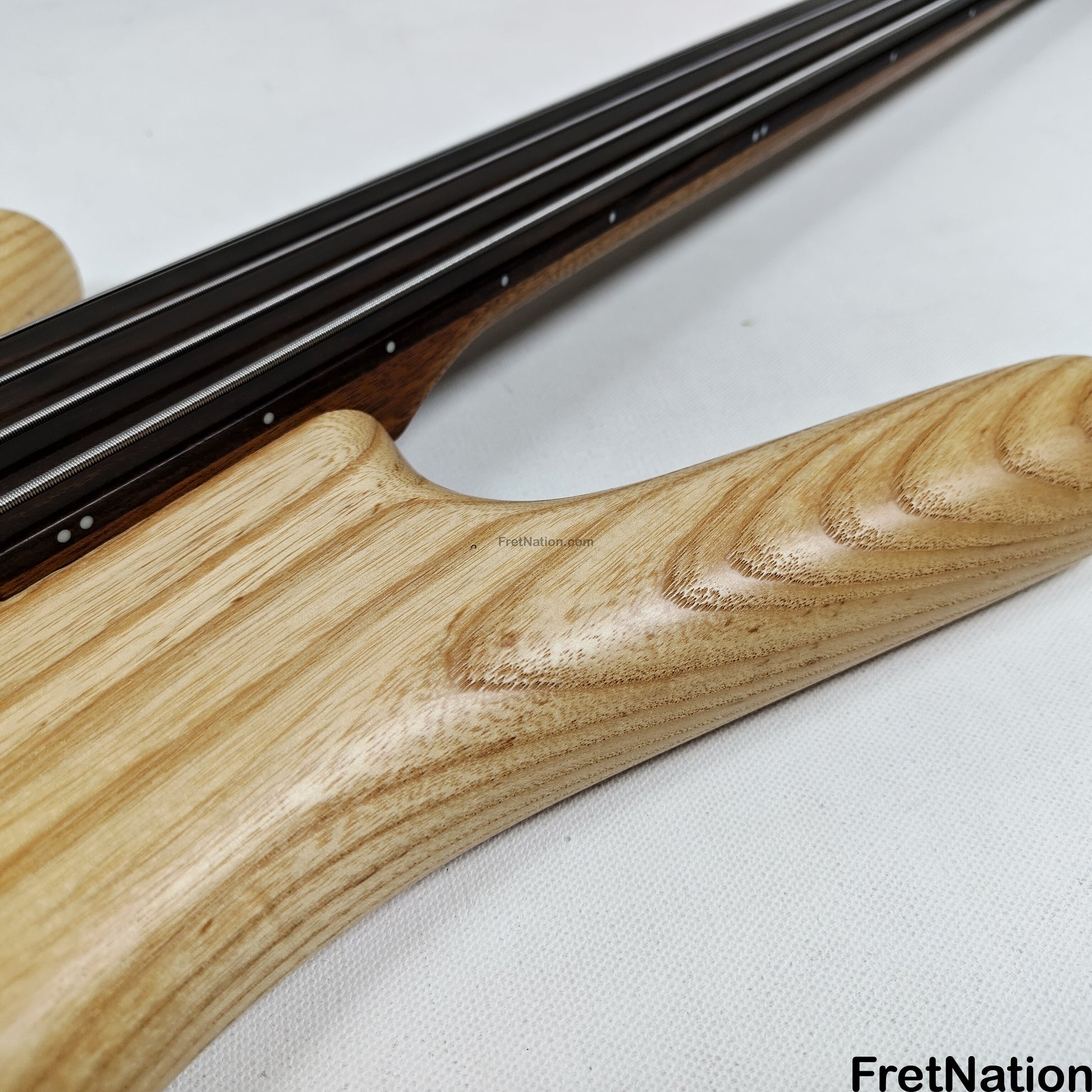 Warwick Warwick Teambuilt GPS Corvette $$ 4-String Lefty - Natural Transparent Satin Fretless 9.52lbs D 013548-25