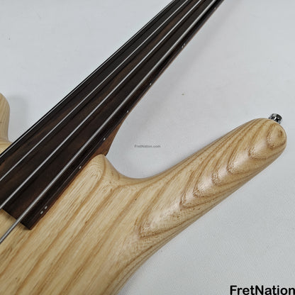 Warwick Warwick Teambuilt GPS Corvette $$ 4-String Lefty - Natural Transparent Satin Fretless 9.52lbs D 013548-25