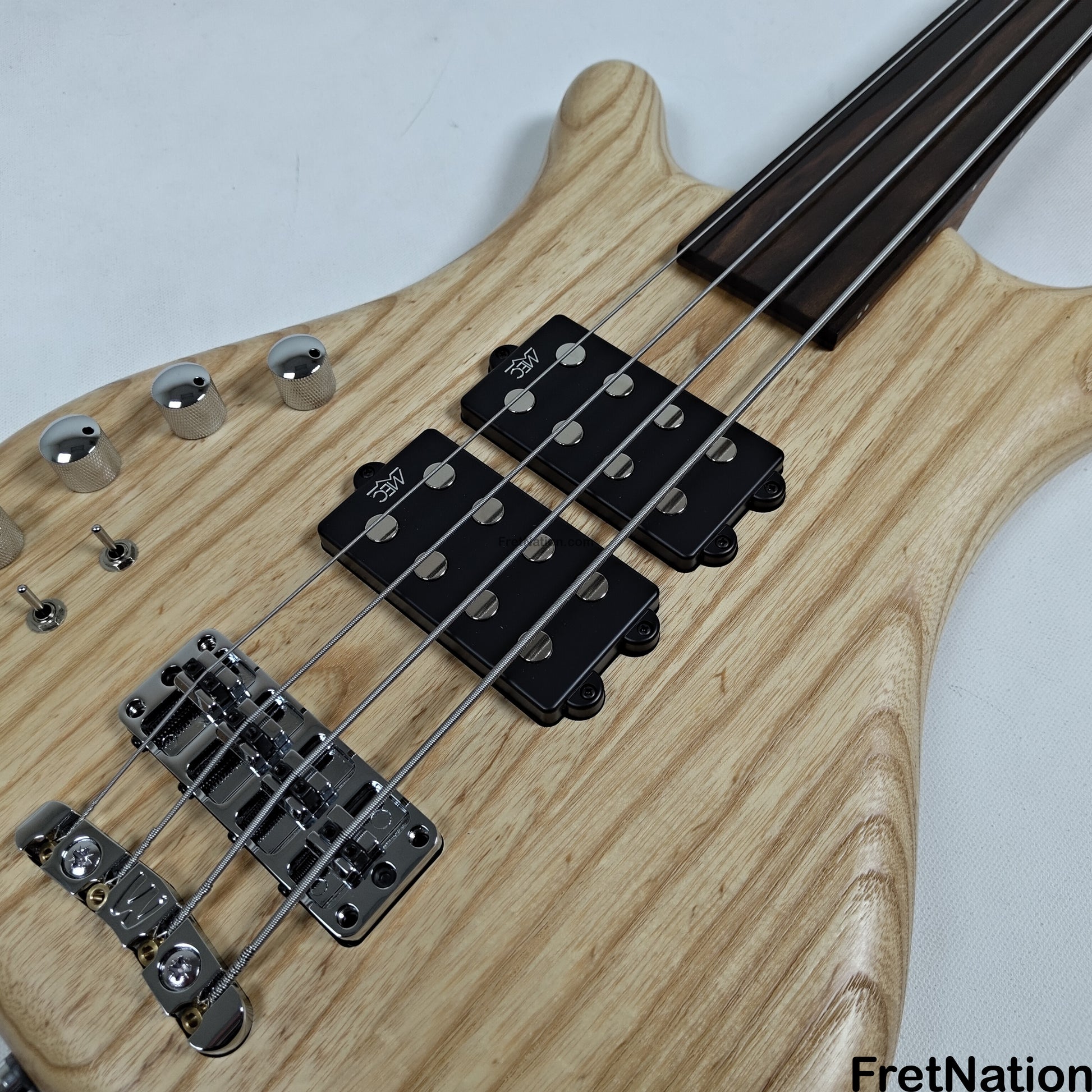 Warwick Warwick Teambuilt GPS Corvette $$ 4-String Lefty - Natural Transparent Satin Fretless 9.52lbs D 013548-25