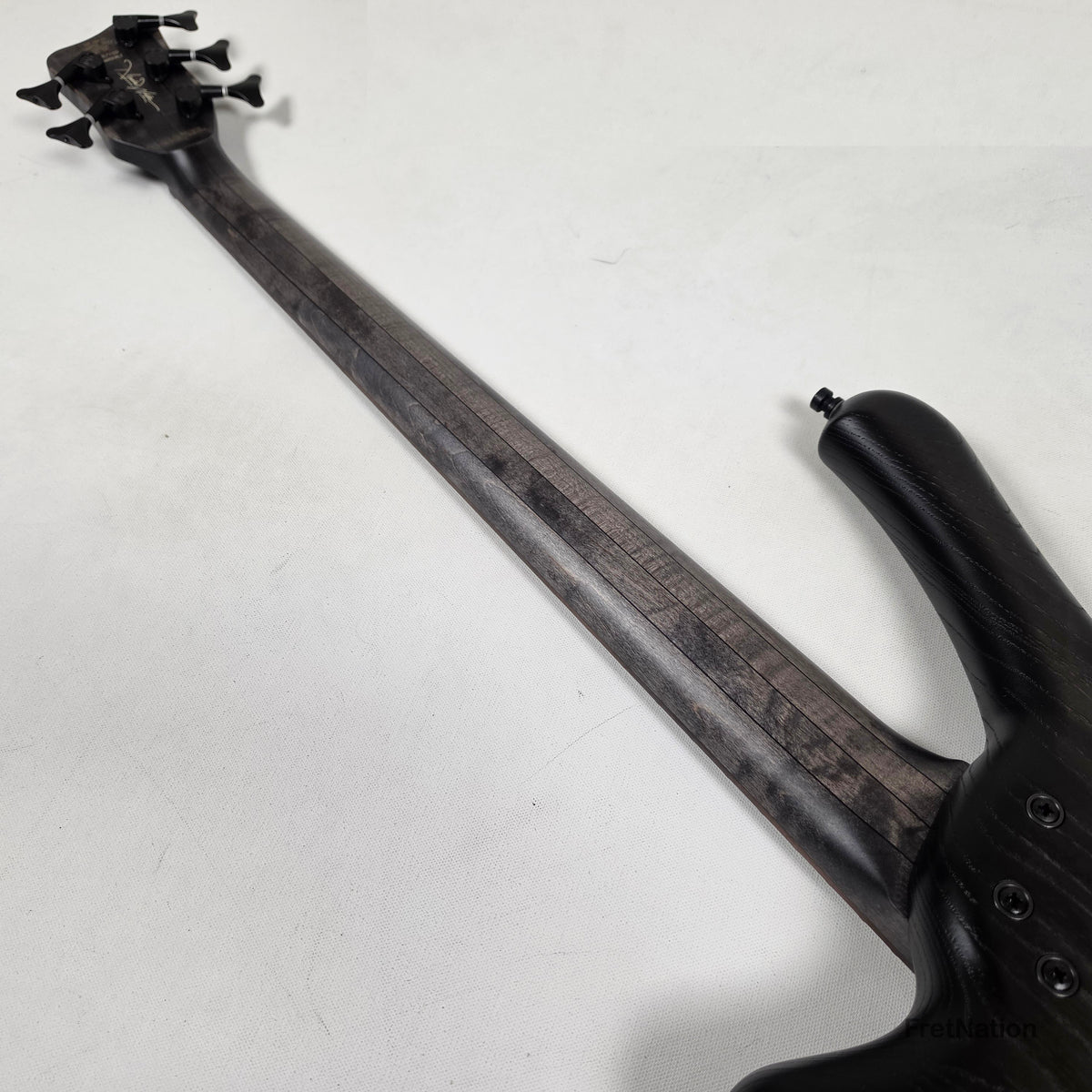 Warwick Warwick TeamBuilt Fortress 2026 Limited 5-string - #28/120 014196-26 9.52lbs