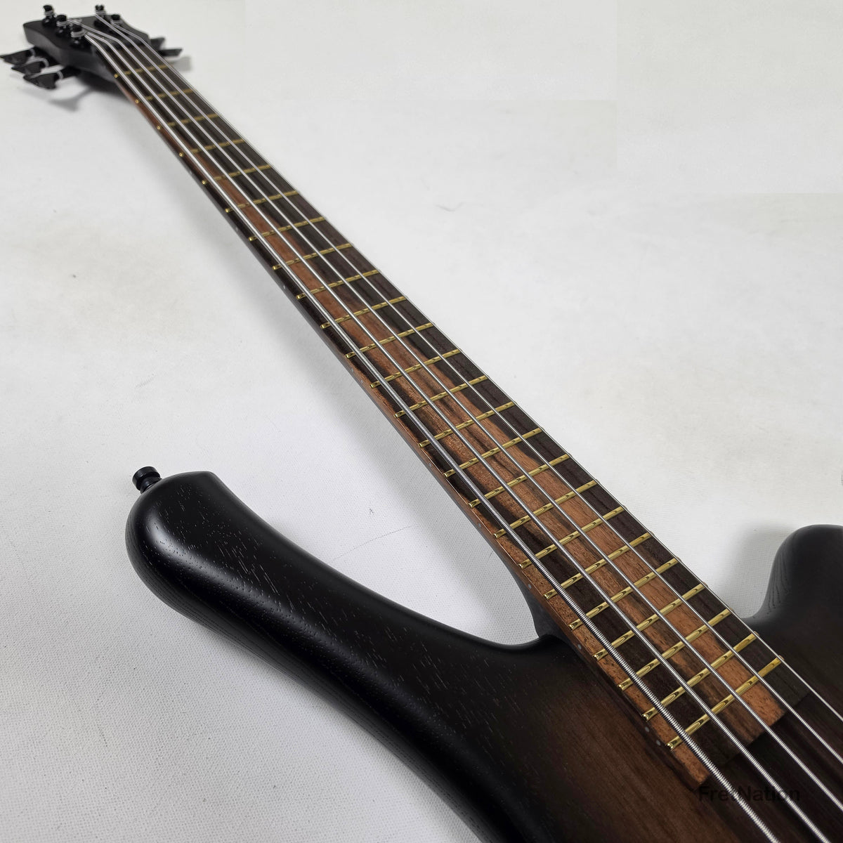 Warwick Warwick TeamBuilt Fortress 2026 Limited 5-string - #29/120 014197-26 9.42lbs
