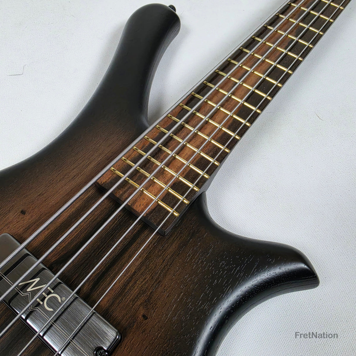 Warwick Warwick TeamBuilt Fortress 2026 Limited 5-string - #29/120 014197-26 9.42lbs