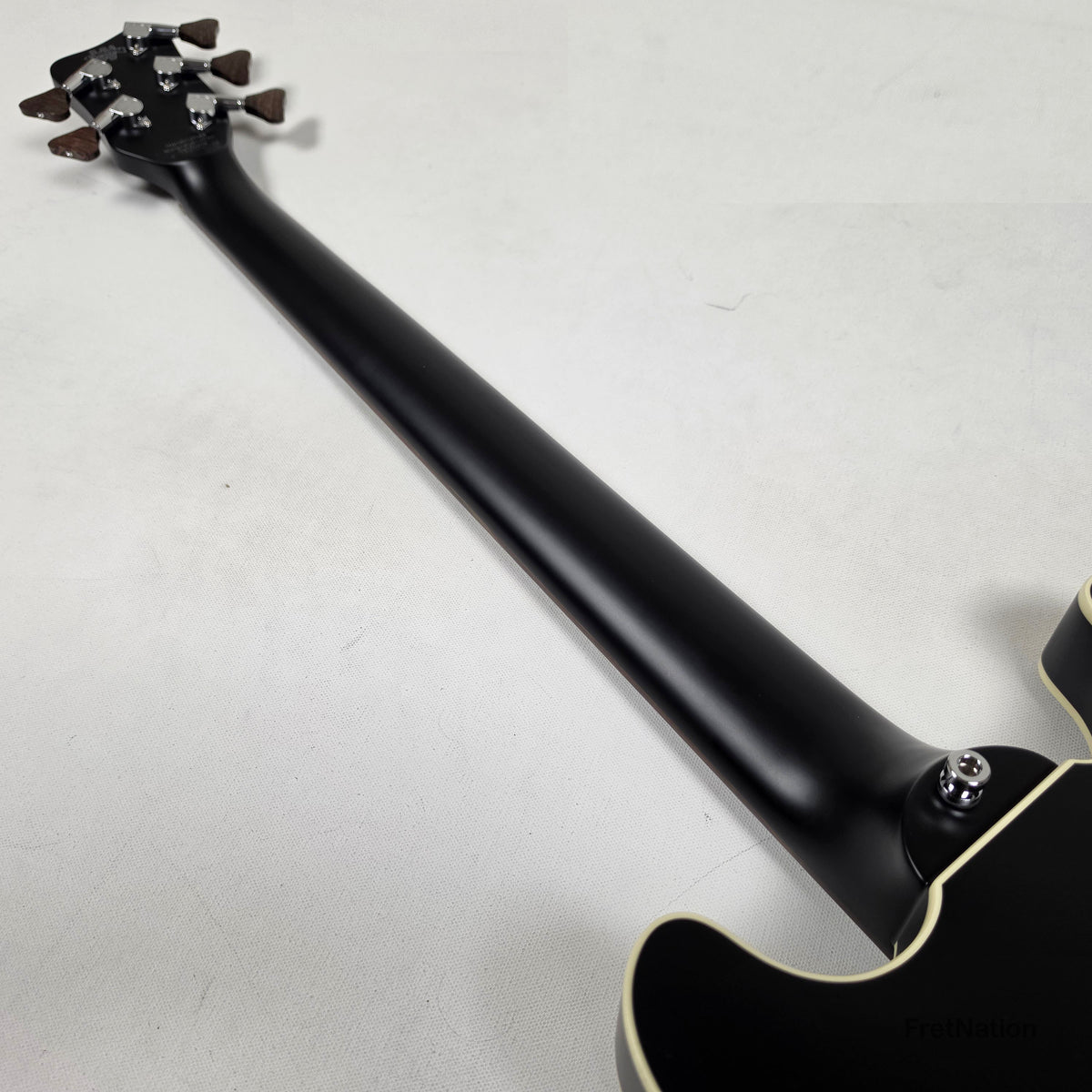 Warwick MasterBuilt Star Bass II Solid Black 5-String - 9.70lbs K 164102-24