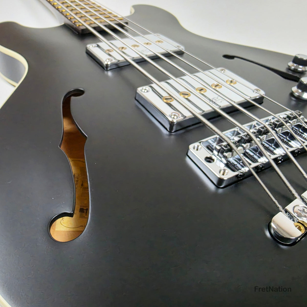 Warwick MasterBuilt Star Bass II Solid Black 5-String - 9.70lbs K 164102-24