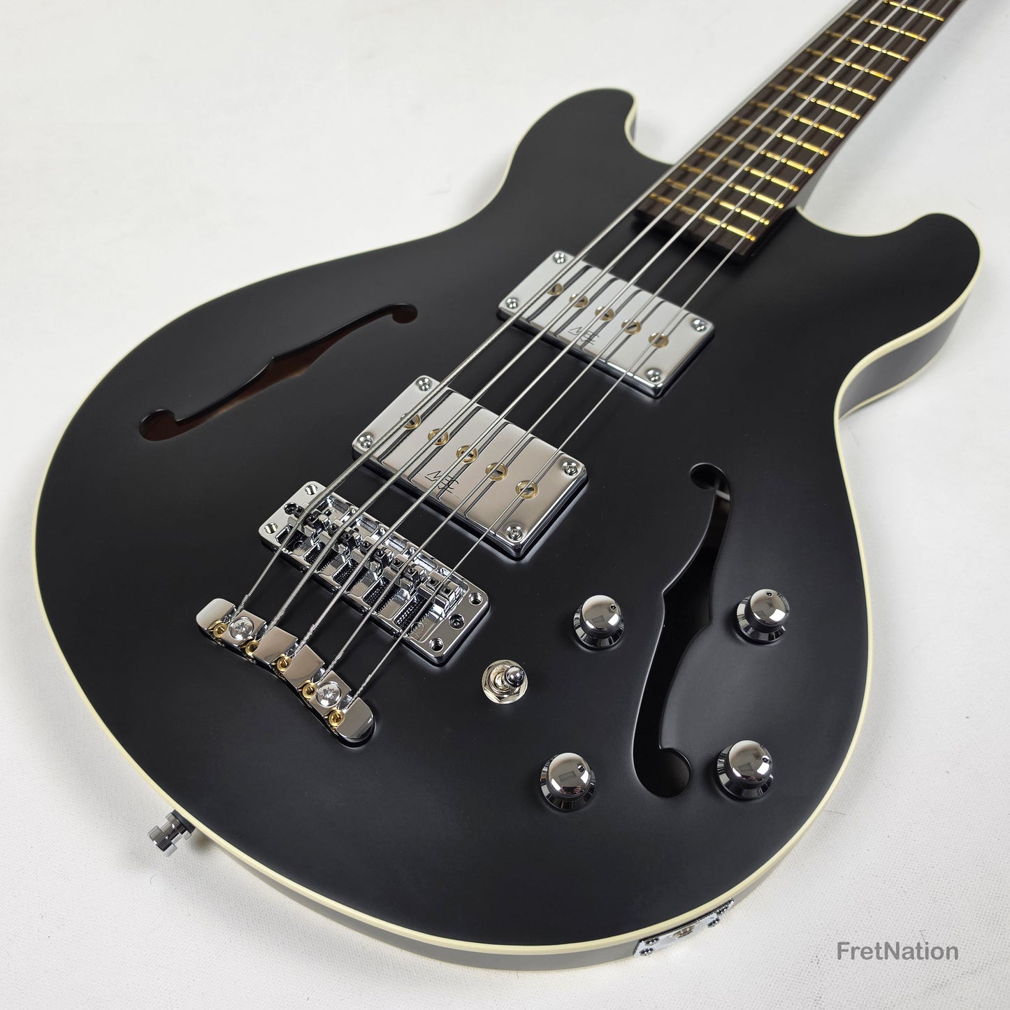 Warwick MasterBuilt Star Bass II Solid Black 5-String - 9.70lbs K 164102-24