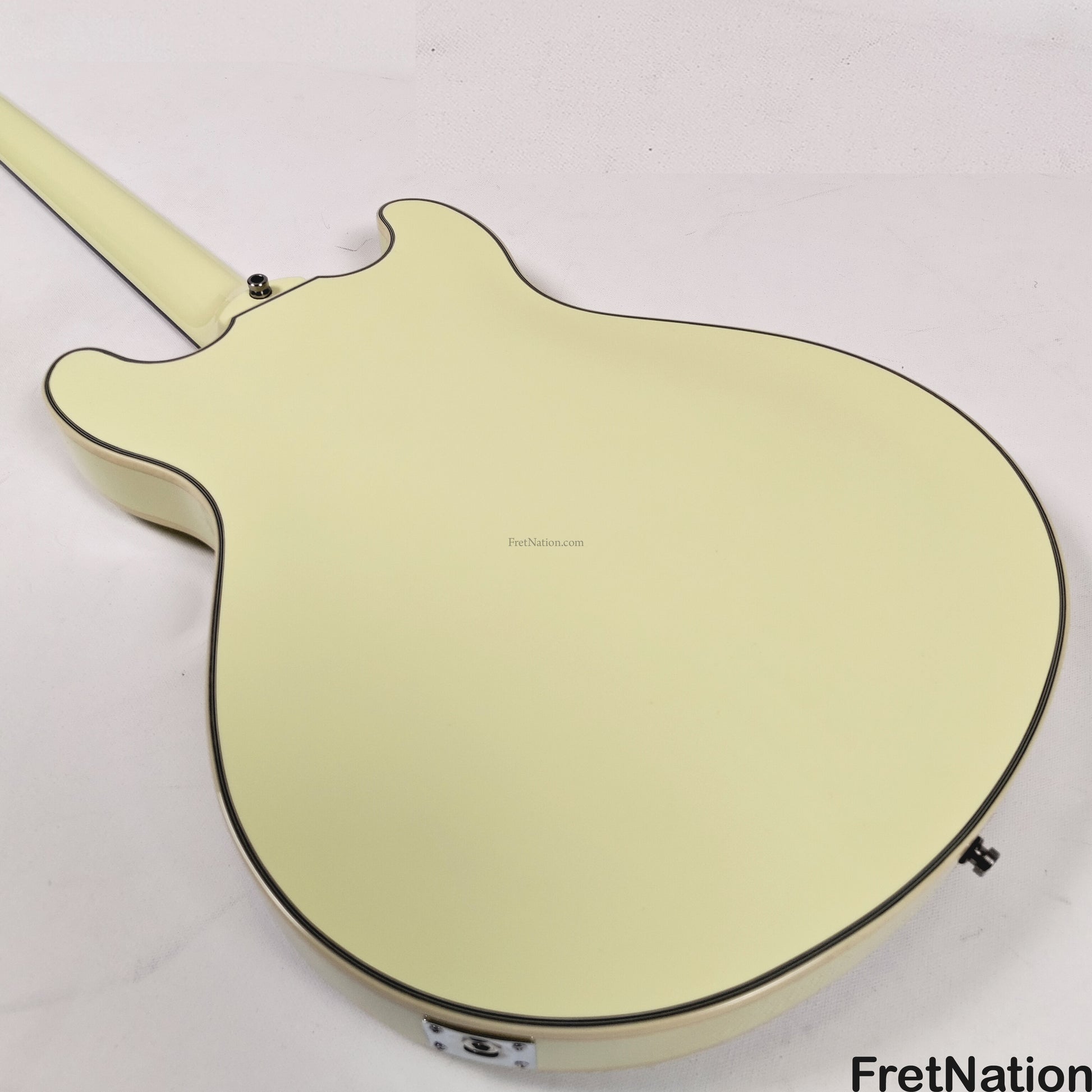 Warwick Warwick RockBass Star Bass 4-String Bass Solid Creme White 32" Scale 8.34lbs #569789-25