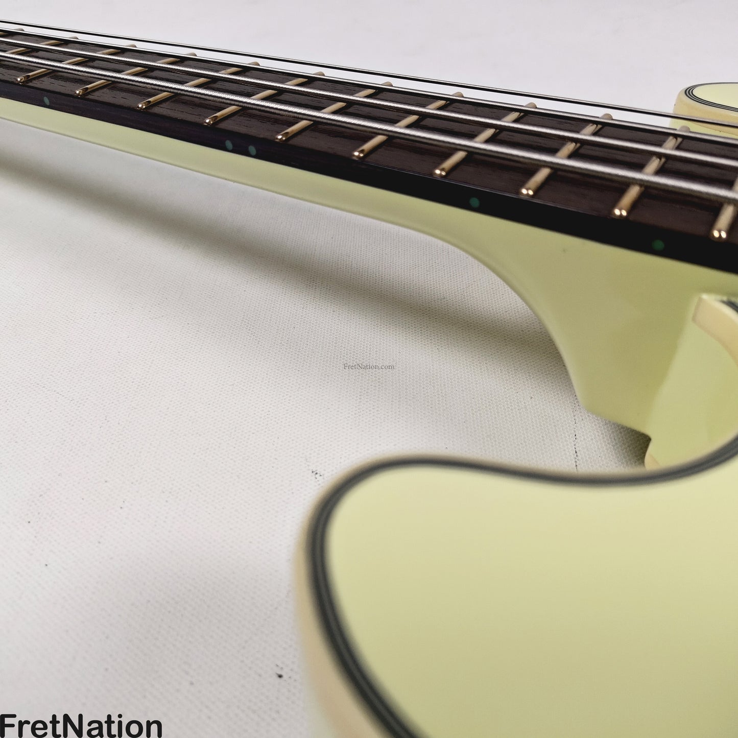 Warwick Warwick RockBass Star Bass 4-String Bass Solid Creme White 32" Scale 8.34lbs #569789-25