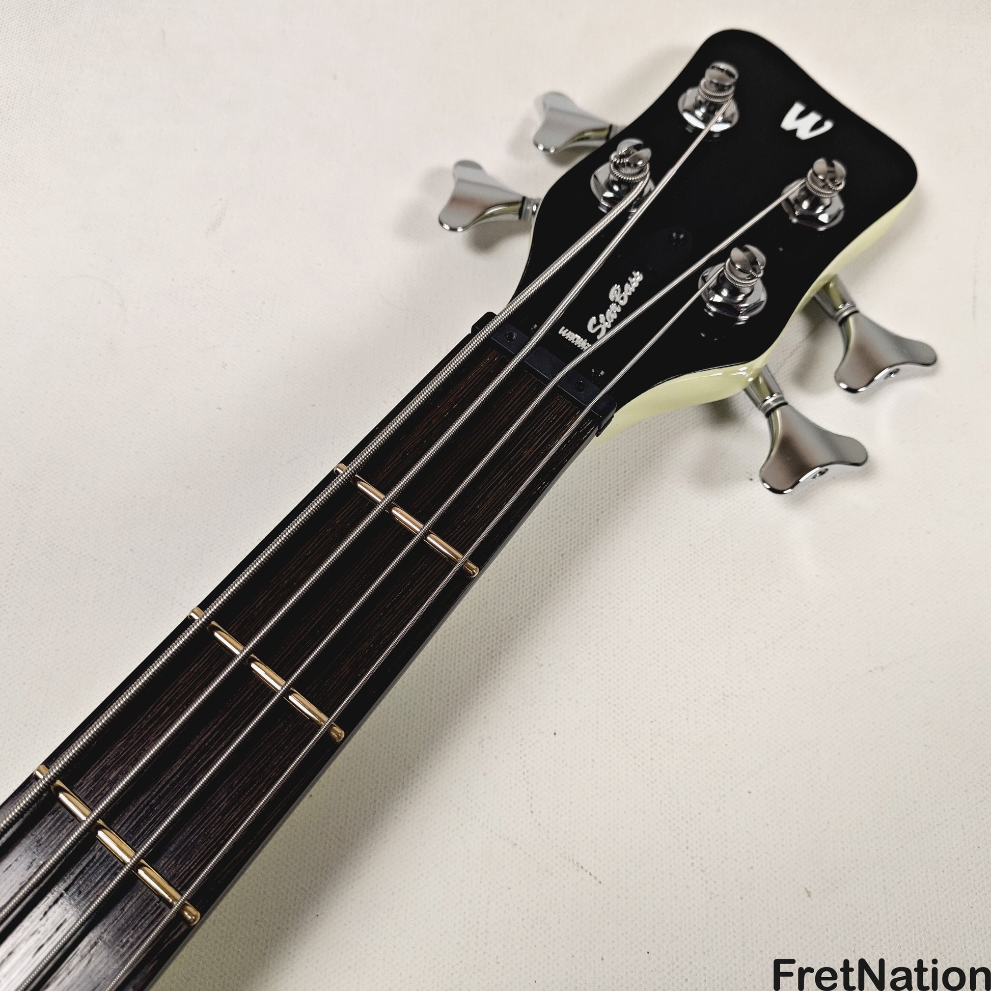 Warwick Warwick RockBass Star Bass 4-String Bass Solid Creme White 32" Scale 8.34lbs #569789-25