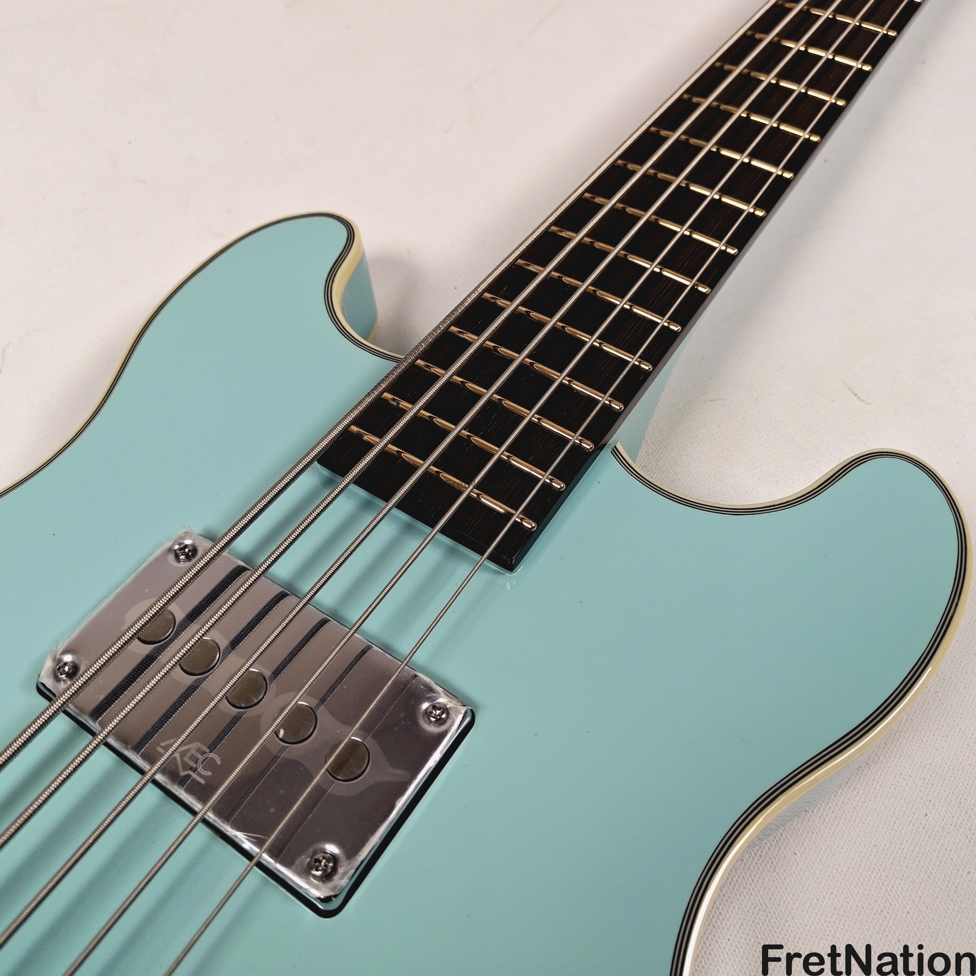 Warwick Warwick RockBass Star Bass 5-String Bass Solid Daphne Blue 8.70lbs #569950-25
