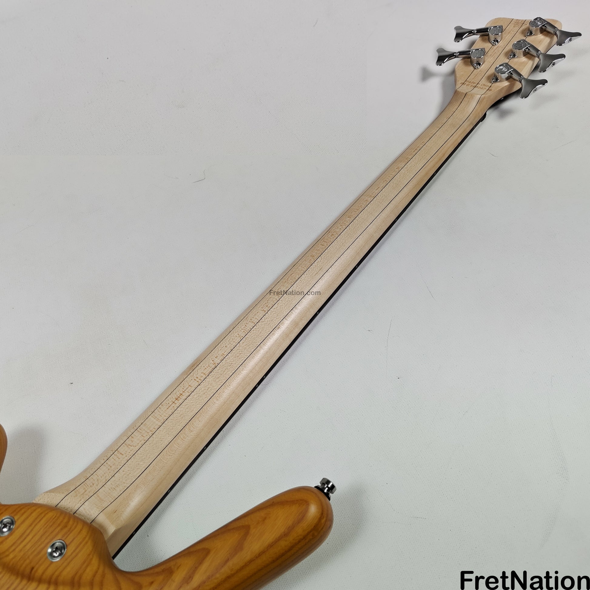 Warwick Warwick RockBass Corvette $$ 5-String Bass Honey Violin 10.10lbs #568047-25 NAMM Display