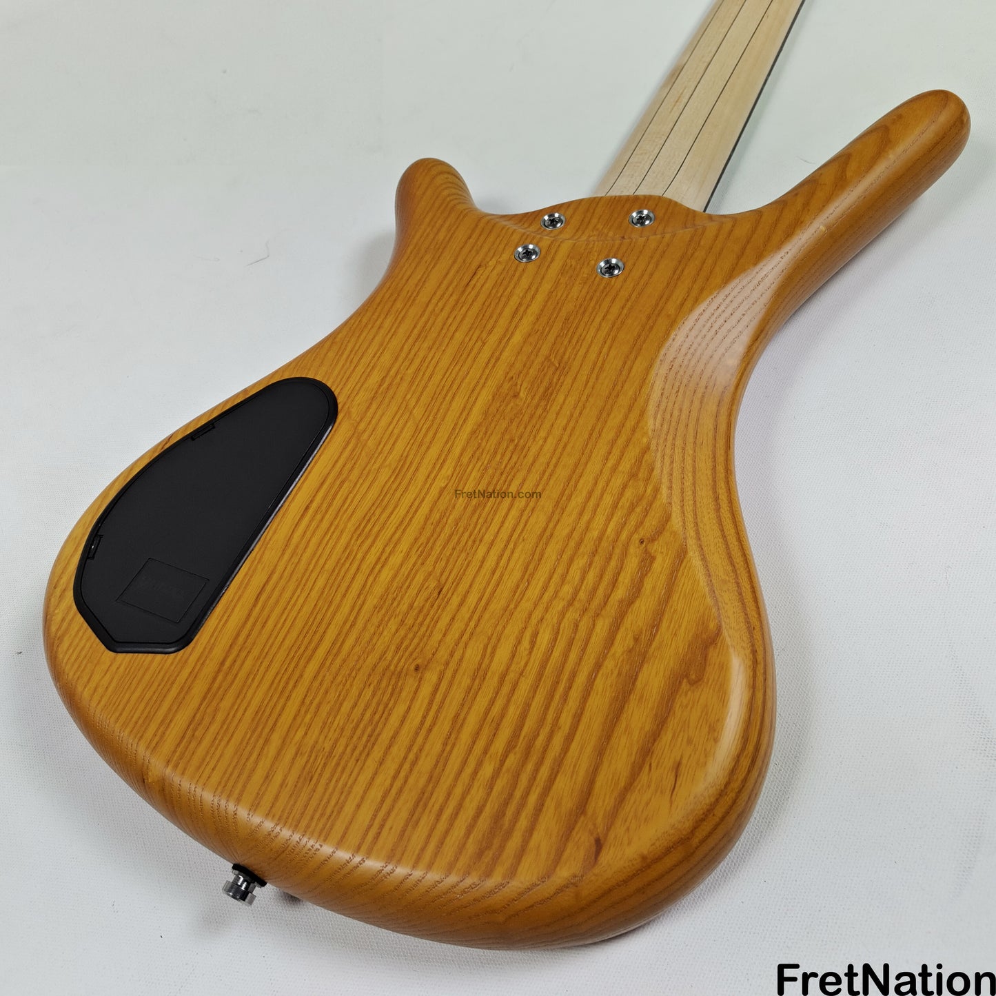 Warwick Warwick RockBass Corvette $$ 5-String Bass Honey Violin 10.10lbs #568047-25 NAMM Display