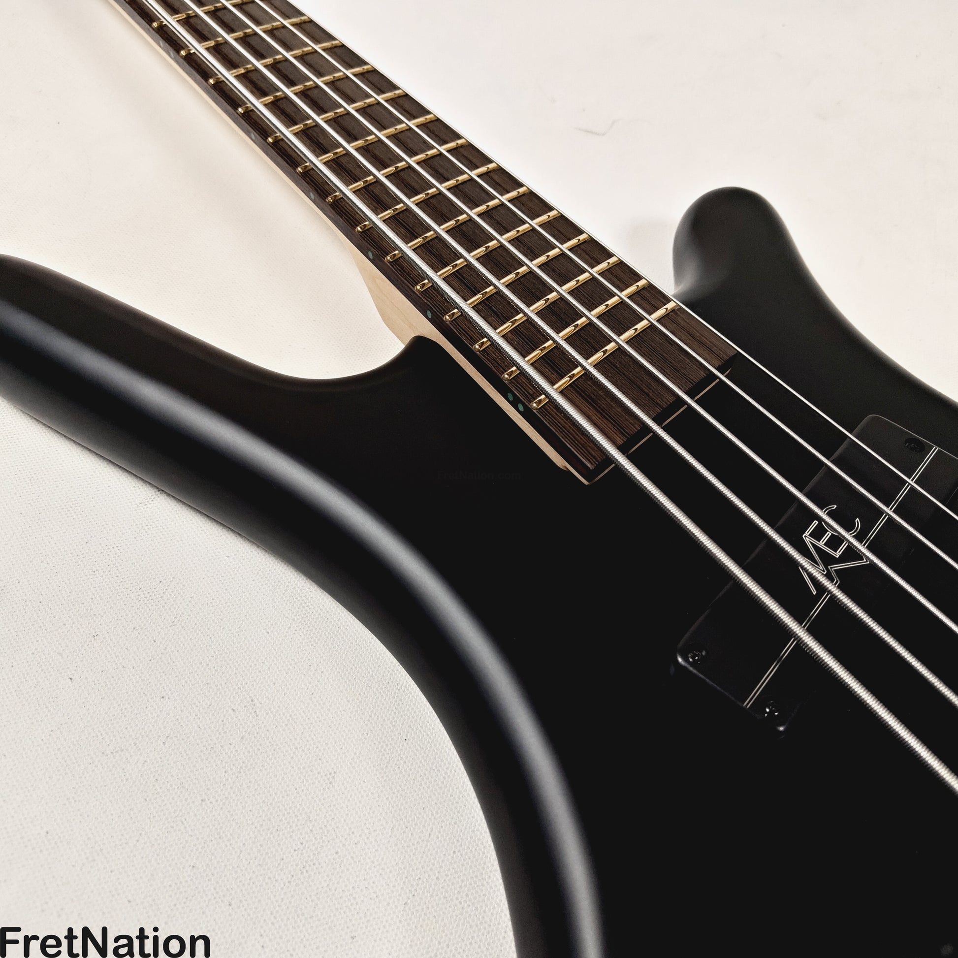 Warwick Warwick RockBass Corvette Multi-Scale 5-String Bass Solid Black 9.32lbs #570857-25