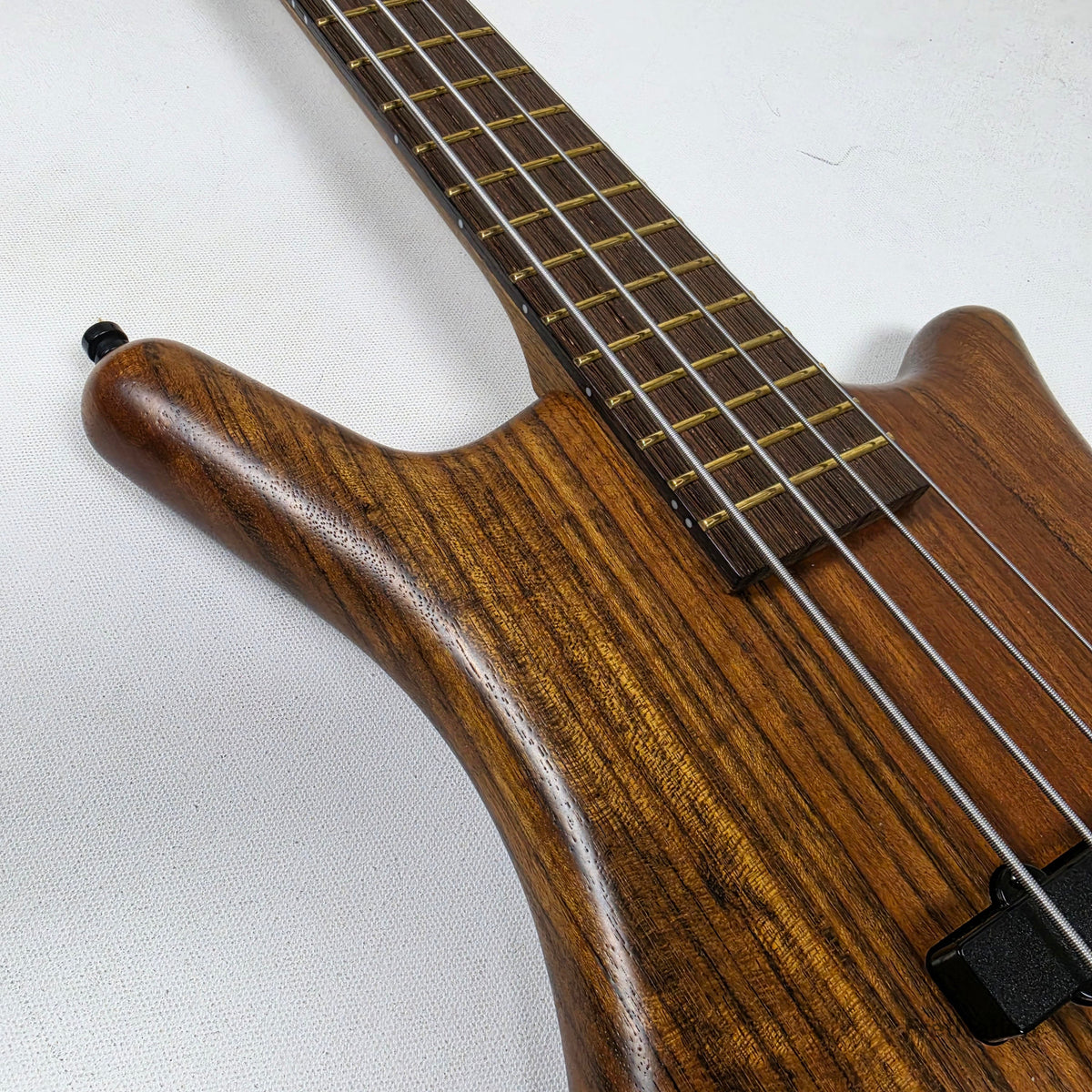 Warwick Teambuilt GPS Thumb BO 4-String Natural w/ Upgraded Hardware - 9.30lbs #011812-23 "OPEN BOX"
