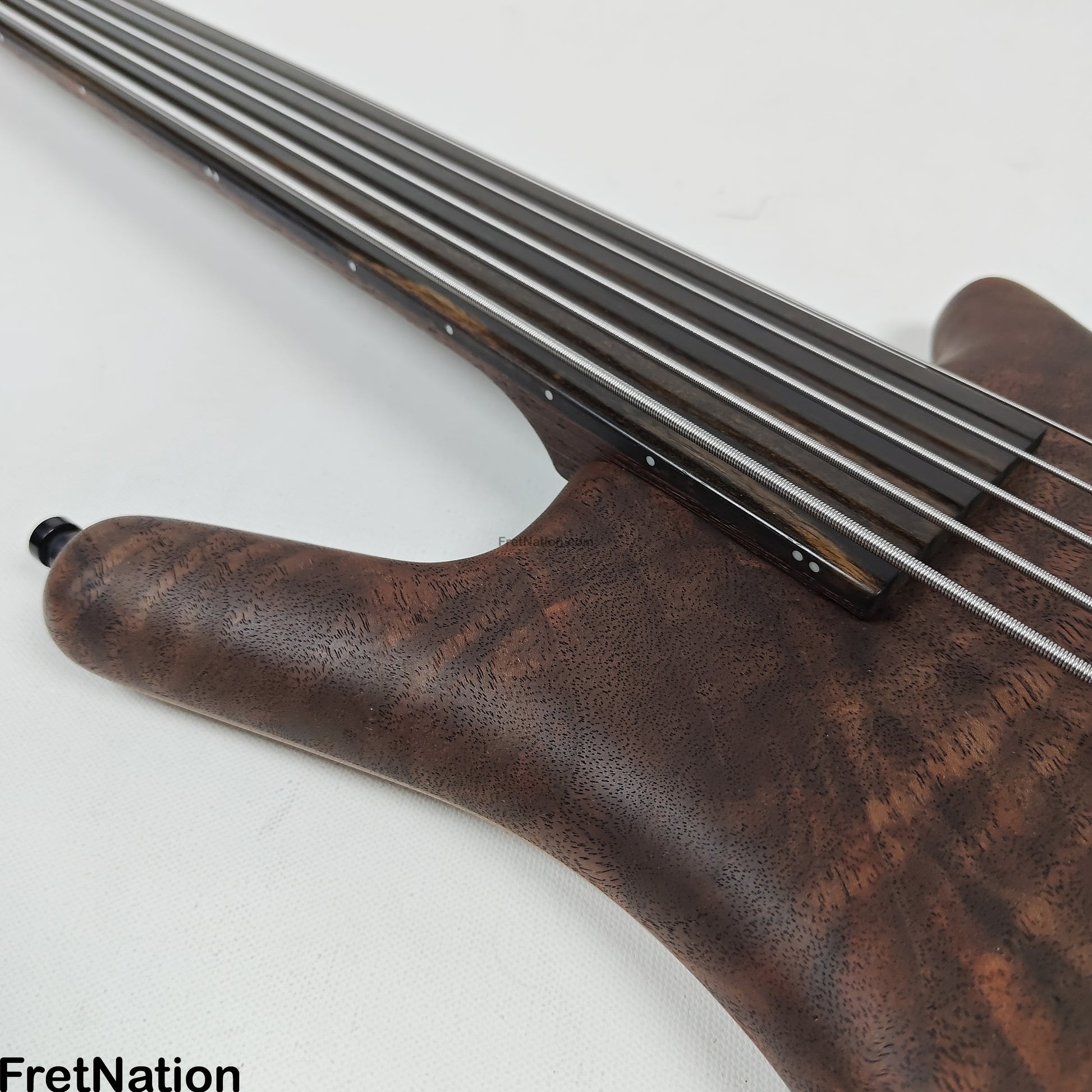 Warwick Warwick Teambuilt Thumb BO 2024 Limited 5-string Fretless 8.28lbs #12 of 115